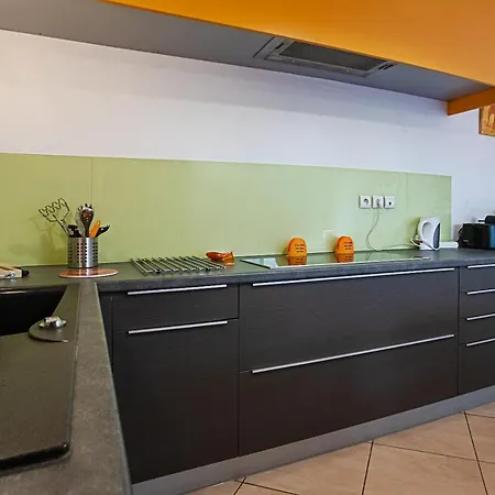 Centre Apartment *